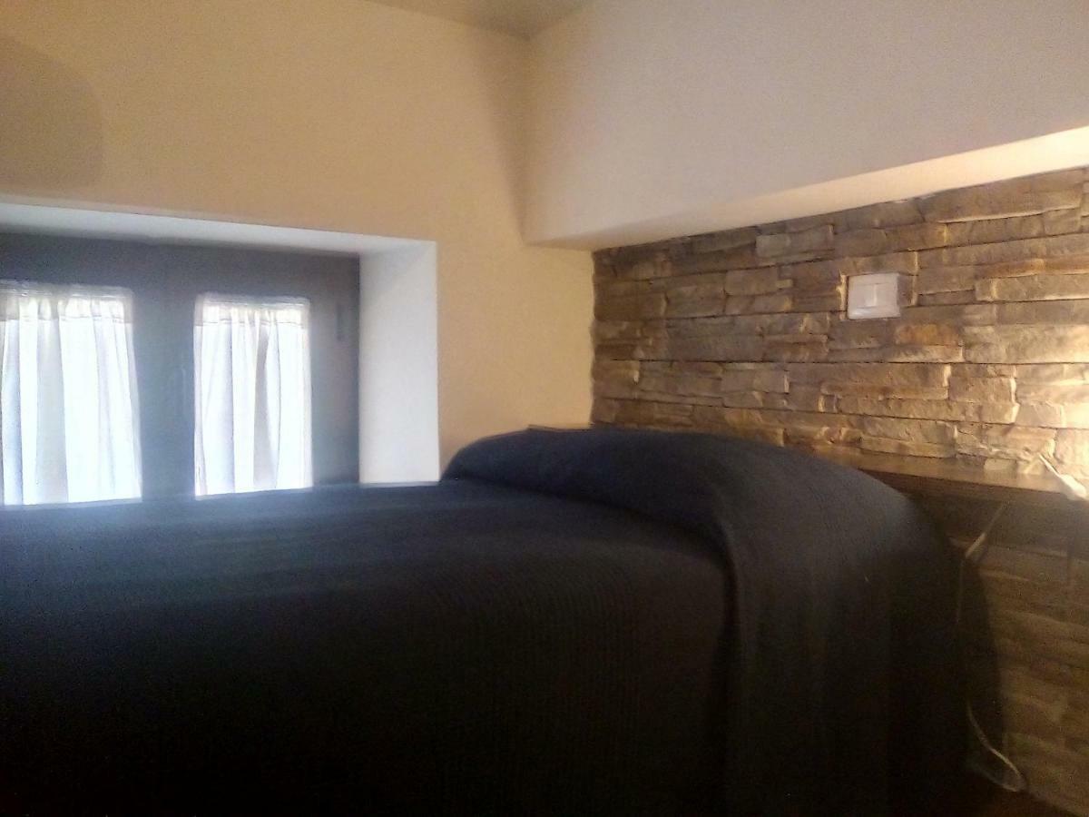 B&B Glicini Roma